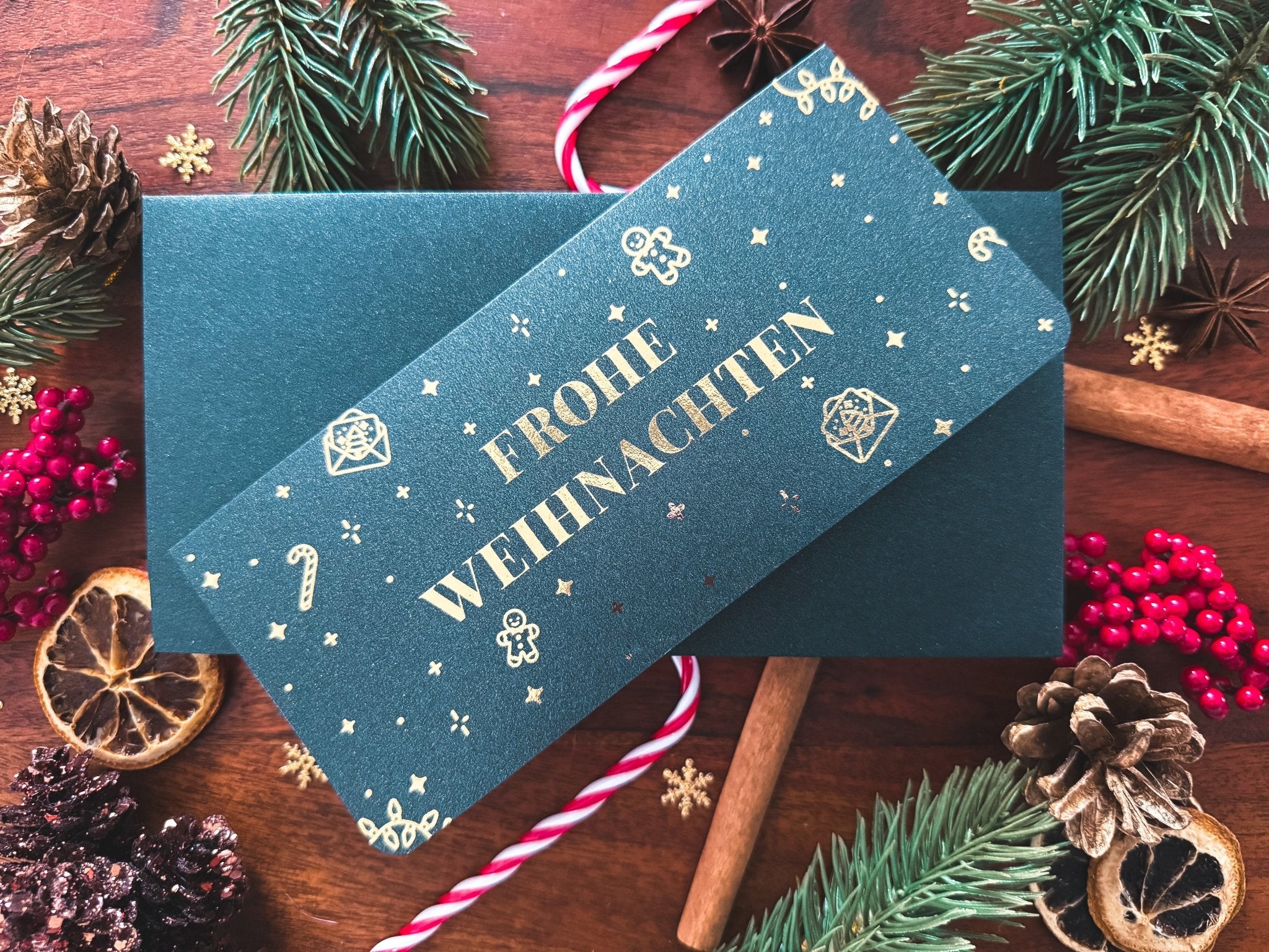 Überraschen Sie Ihre Lieben mit der funkenschauer KREATIVE WEIHNACHTSGESCHENKE: ein personalisierbarer Reisegutschein "Frohe Weihnachten" als aufklappbare Rubbelkarte-perfekt als Geschenk, Reise-Überraschung oder Gutschein zu Weihnachten!.